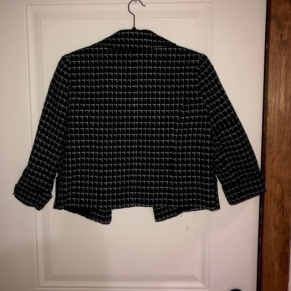 Harve Bernard Black and White Cropped Petite Jacket Petite Medium - Picture 10 of 10